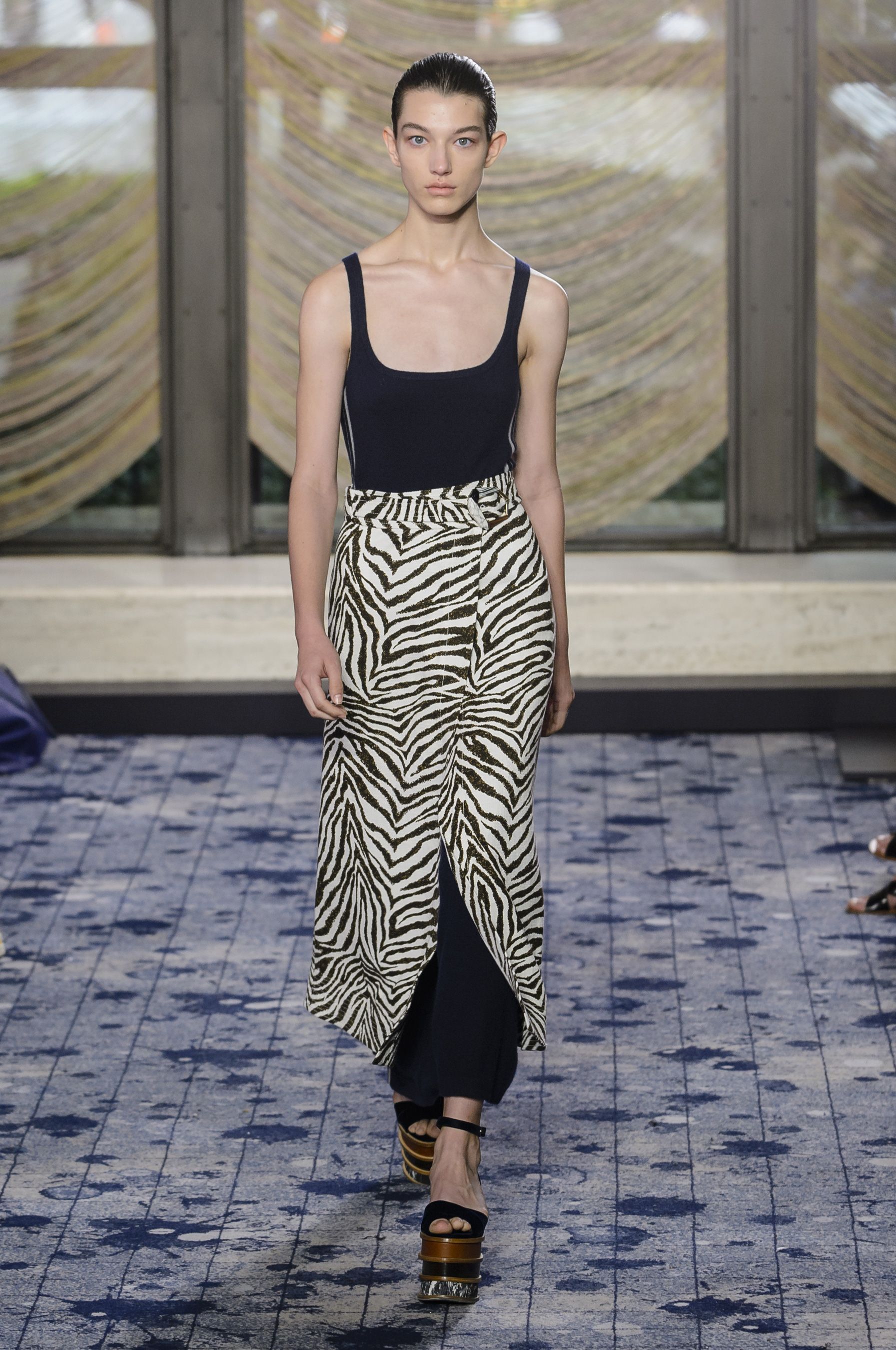 【GABRIELA HEARST】 Gabriela Hearst to Depart Chloé: Sources