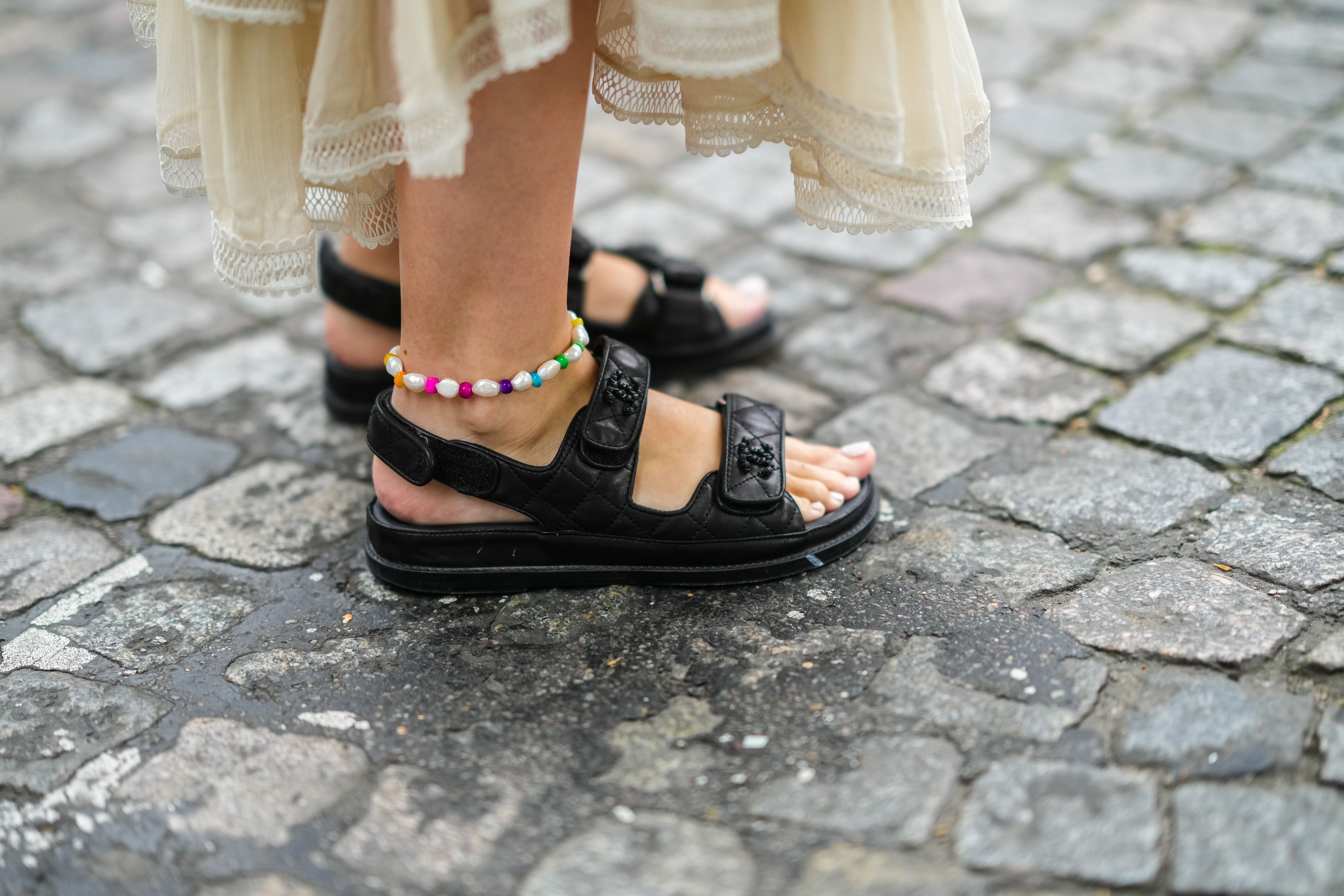 13 Anklets on Sale to Wear With Your Favorite Summer Sandals