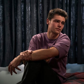 ginny georgia. (l to r) felix mallard as marcus baker, sara waisglass as maxine in episode 304 of ginny georgia. cr. amanda matlovich/netflix © 2025 ginny georgia. (l to r) felix mallard as marcus baker, sara waisglass as maxine in episode 304 of ginny georgia. cr. amanda matlovich/netflix © 2025