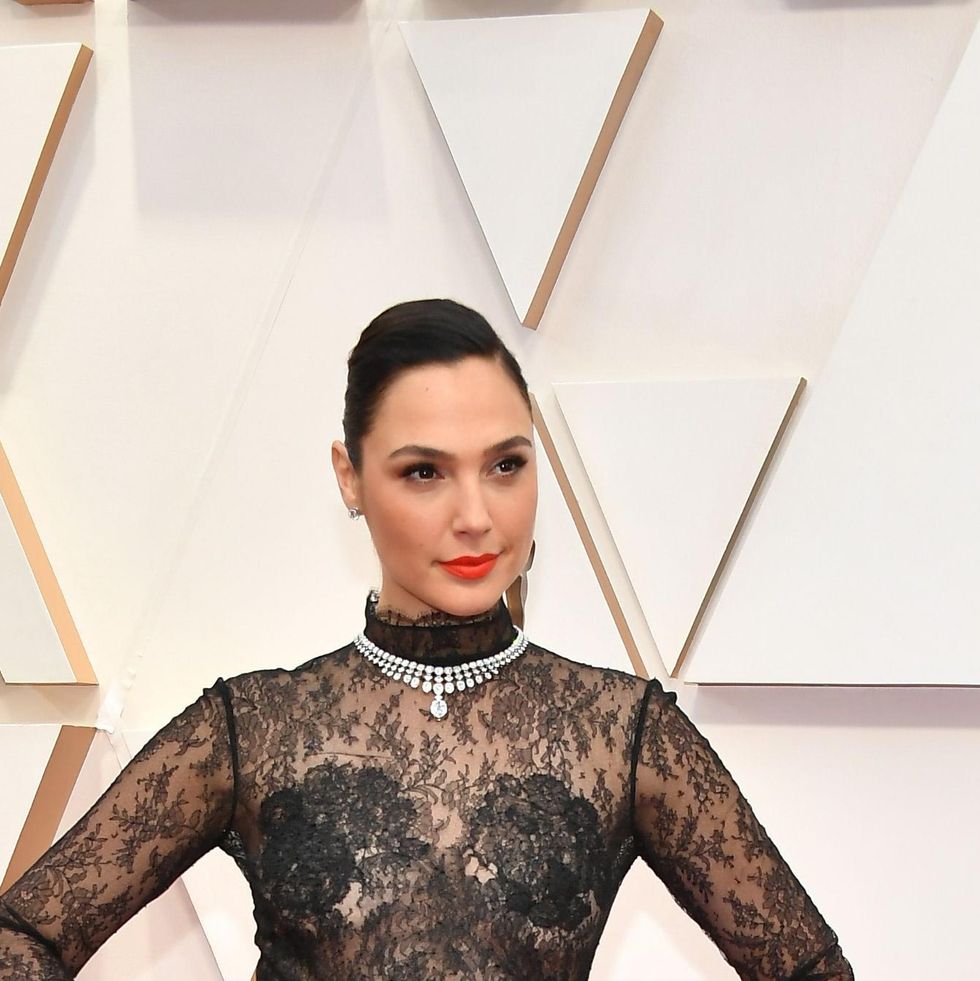 Gal Gadot on Evil Queen Audition, Teases Snow-White Live-Action Remake
