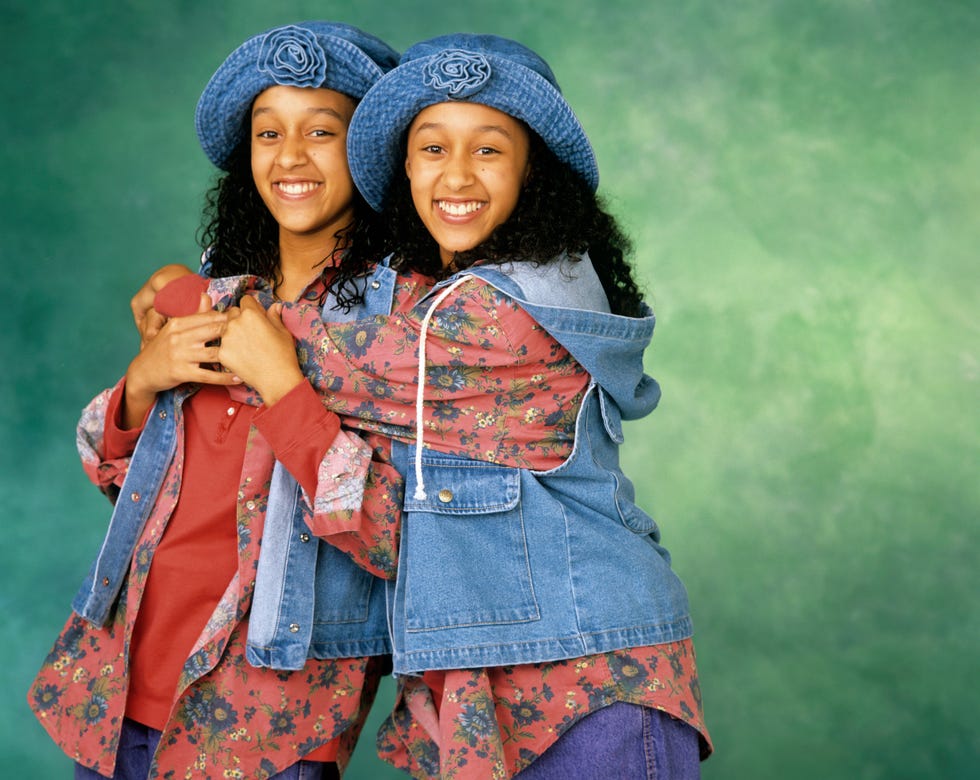 Everything We Know About the ‘Sister, Sister,’ Reboot - Tia and Tamera ...