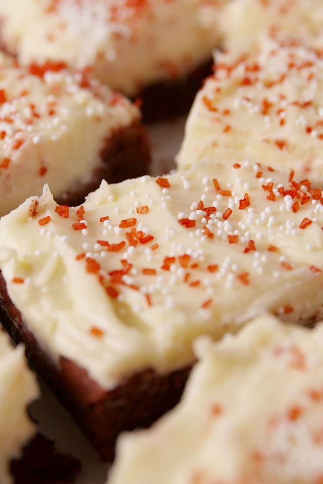 red velvet blondies