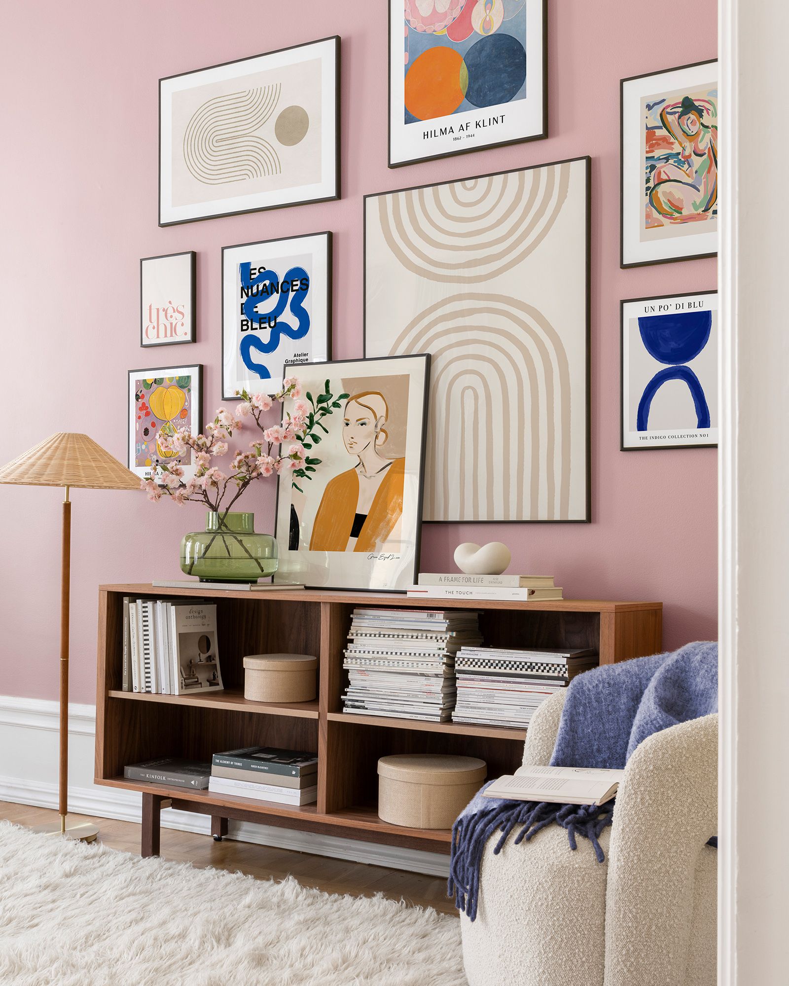 Gallery Wall: How to create a stylish and personal gallery wall