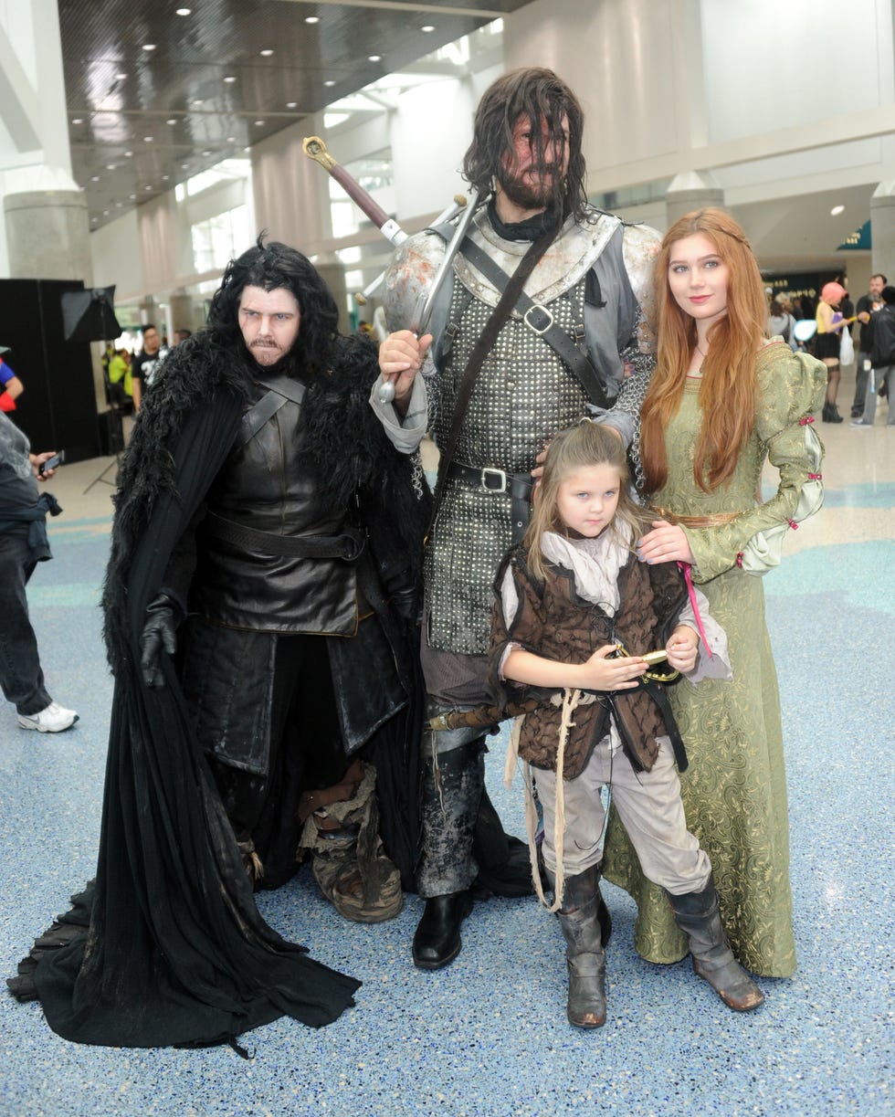 group dressed as game of thrones characters