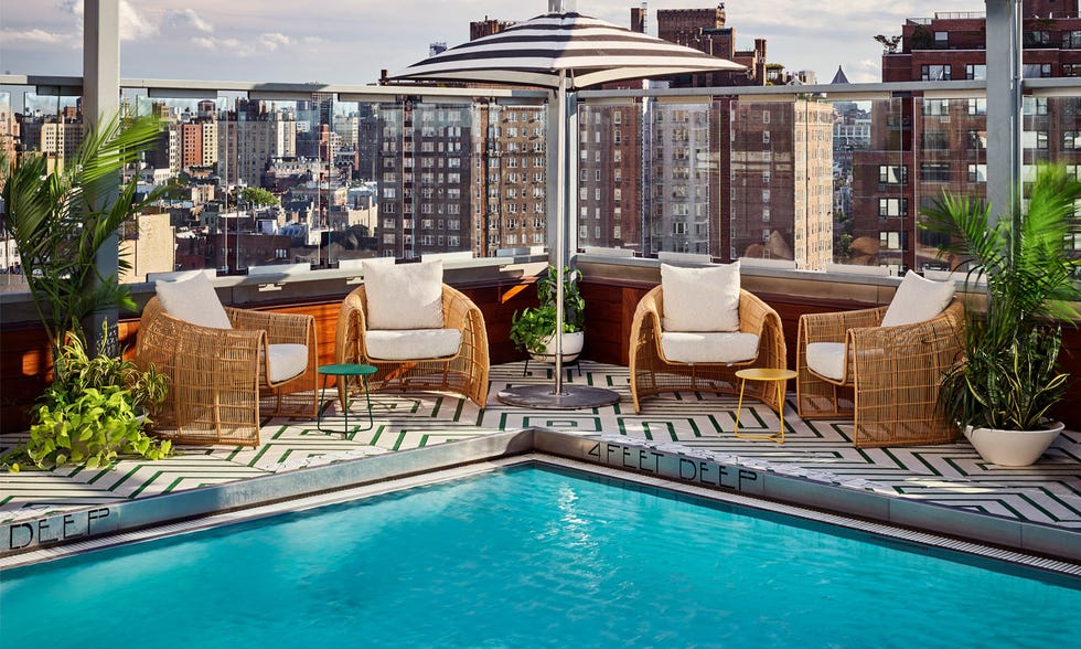 Property, Swimming pool, Building, Real estate, Condominium, Home, Residential area, Roof, Apartment, House, 
