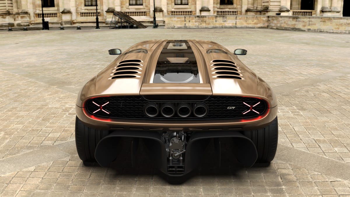 www.caranddriver.com