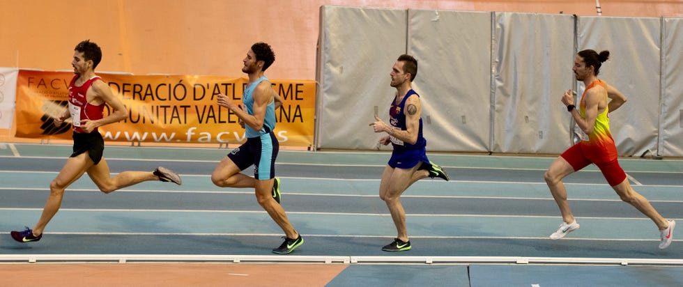 carrera de 3000 metros en gp ciudad de valencia 2021 con gonzalo garcía, andreu blanes y sebas martos
