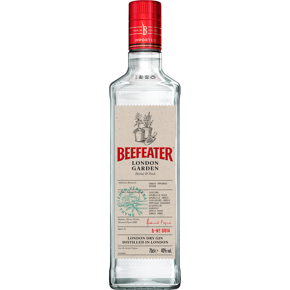 Liqueur, Drink, Distilled beverage, Alcoholic beverage, Bottle, Vodka, Gin and tonic, Glass bottle, 