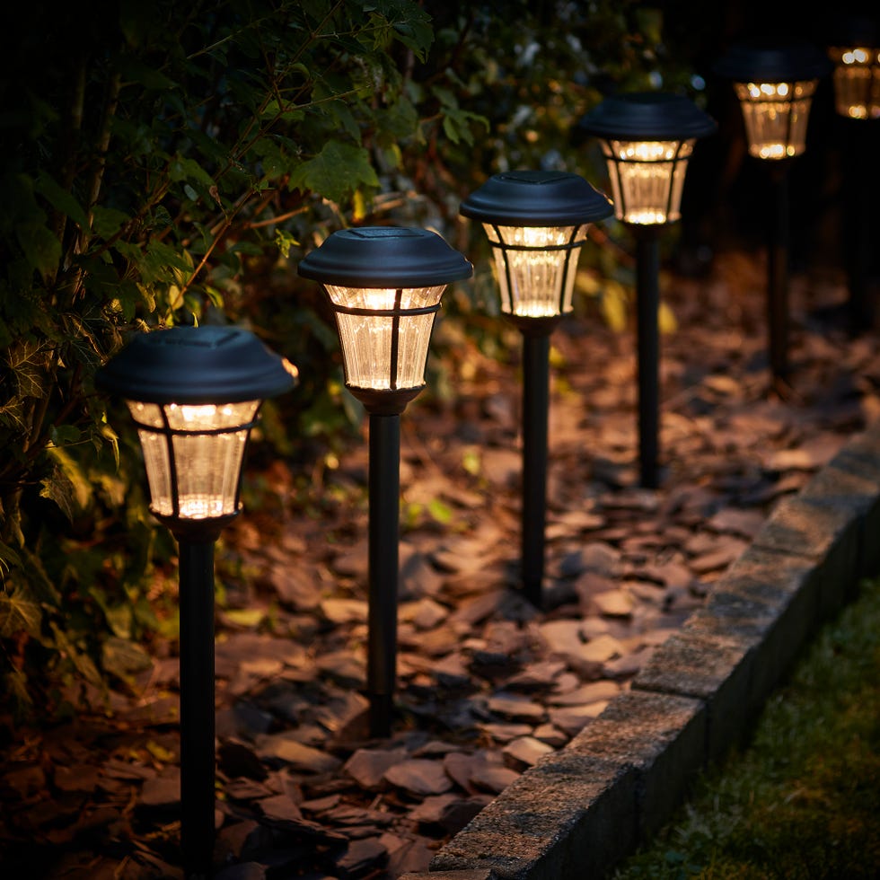 Lights4fun, Set of 6 Solar Garden Pathway Stake Lights  SS20