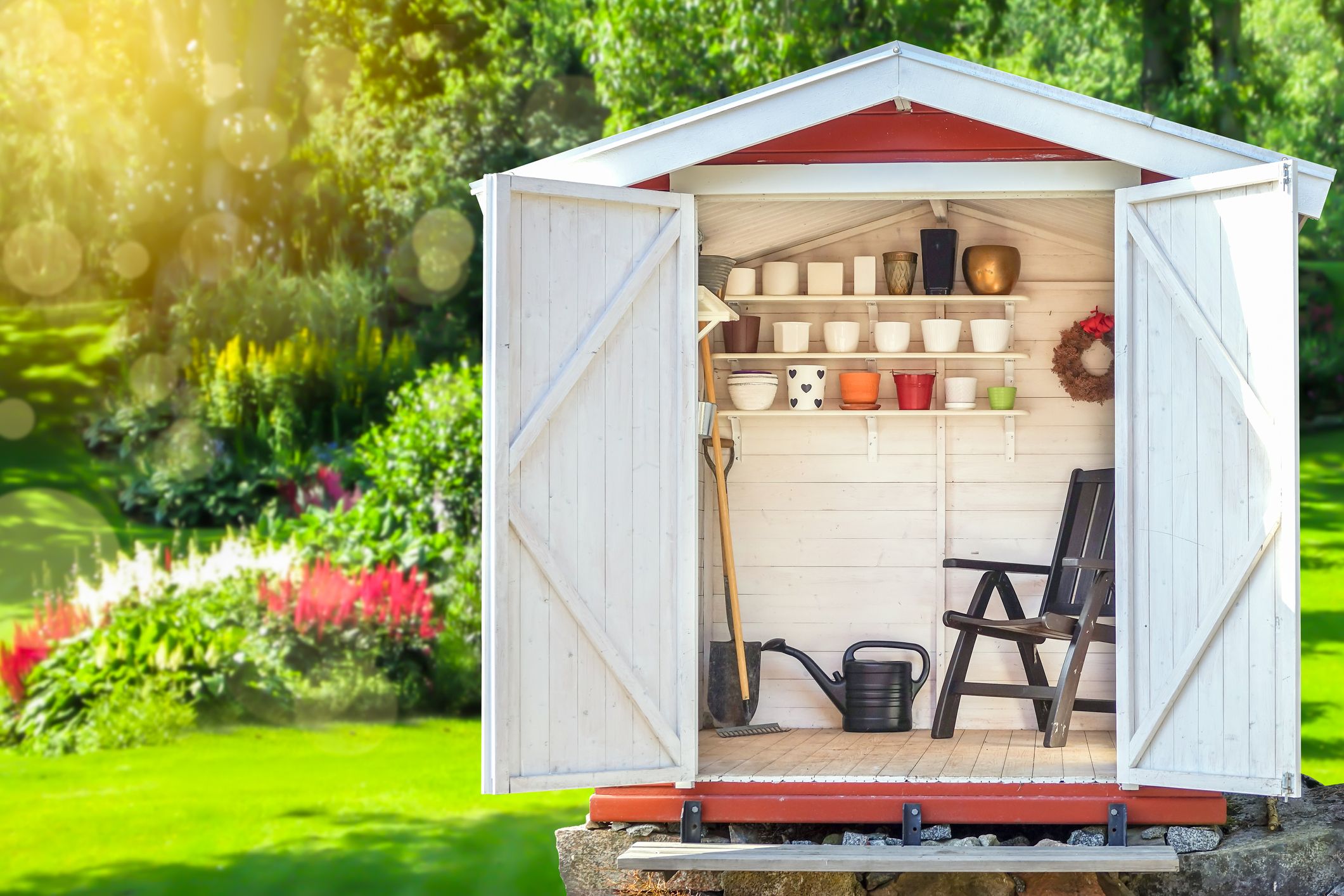 15 Ideas para ordenar el interior de una caseta de jardín