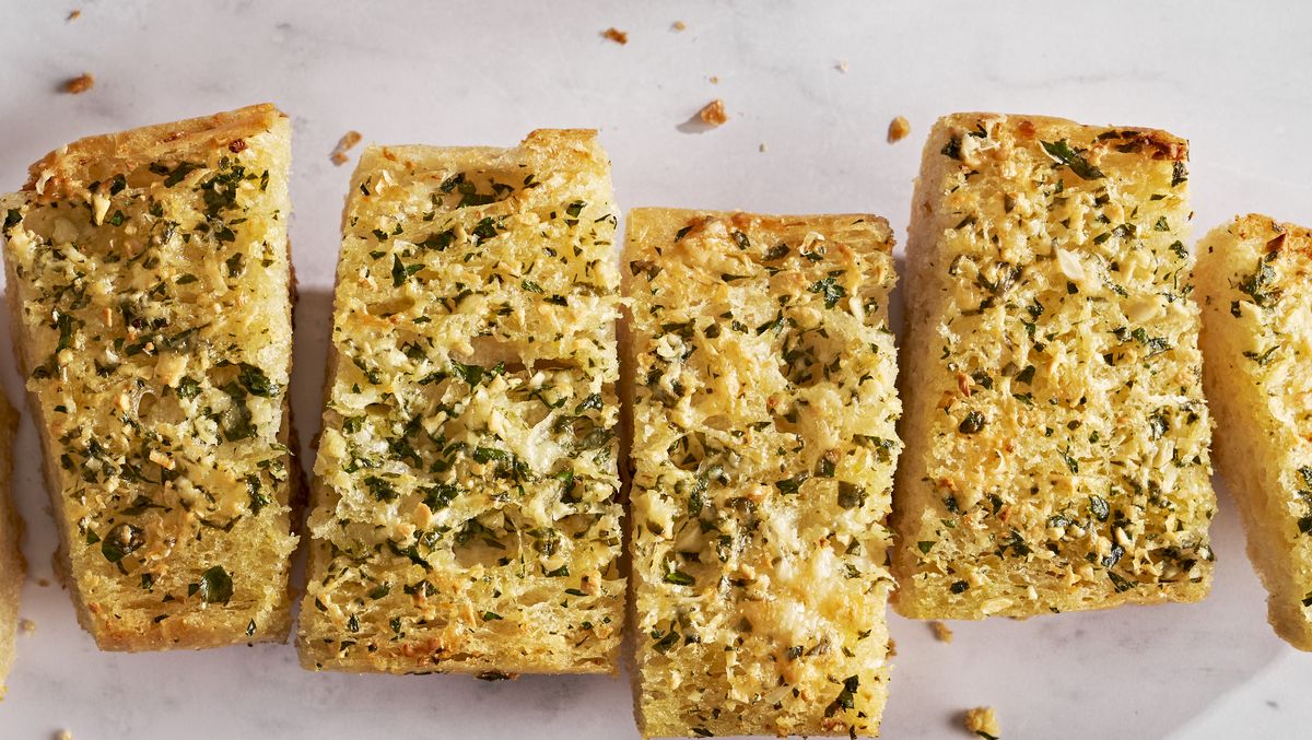 preview for Homemade Garlic Bread Will Disappear In Seconds
