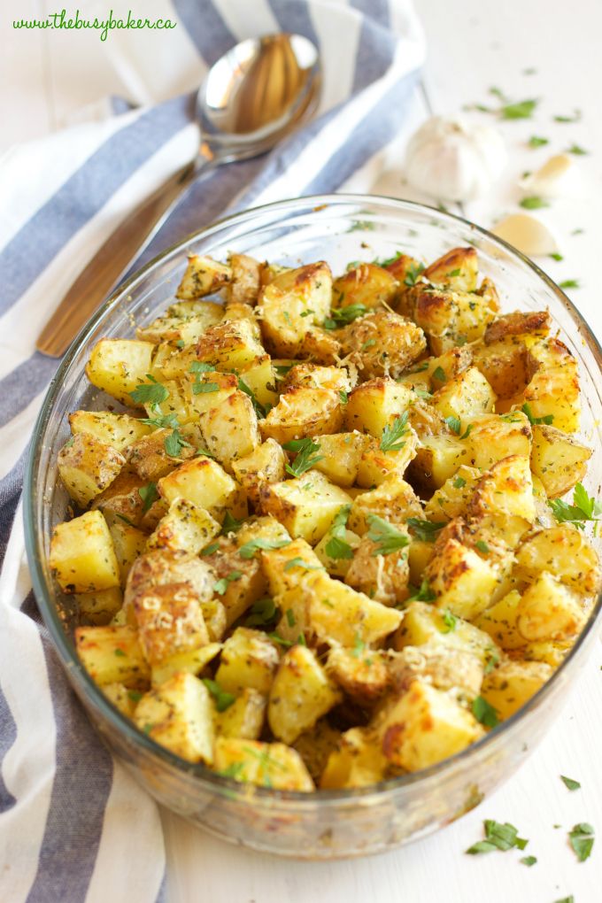 Garlic Parmesan Oven Roasted Potatoes