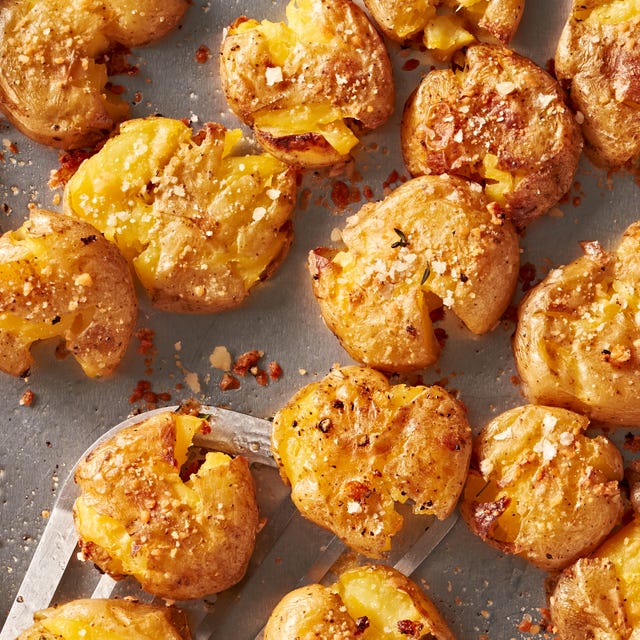 smashed baby potatoes with garlic and seasonings