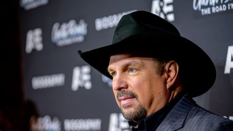preview for Garth Brooks and Trisha Yearwood’s Love Story