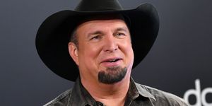 country music singer garth brooks announces new nashville bar friends in low places bar and honky tonk