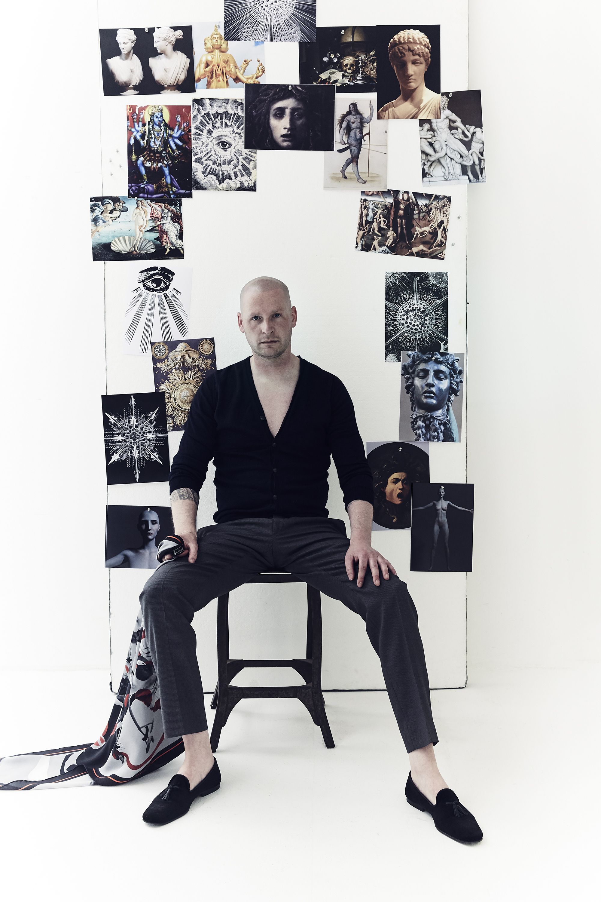 Remembering Alexander McQueen At 50 - GQ Middle East