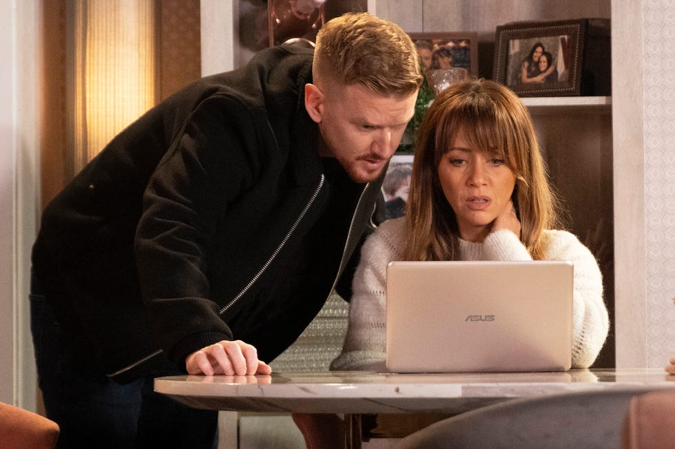 Coronation Street's Gary makes emotional plea to Maria over Liam