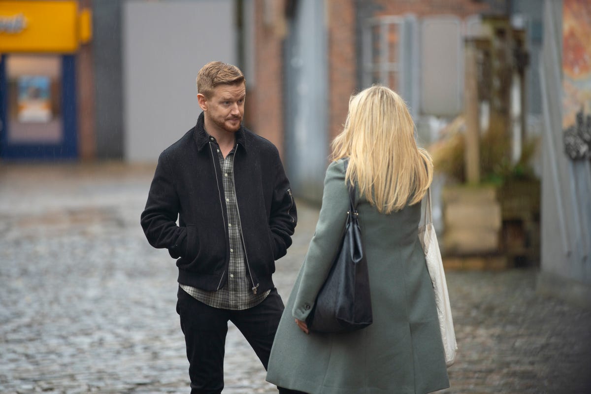 Coronation Street's Gary Windass to be caught out tonight
