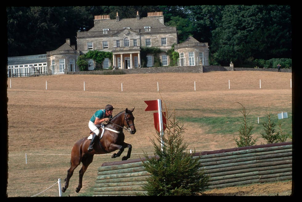 caballos en gatcombe park la casa de la princesa ana