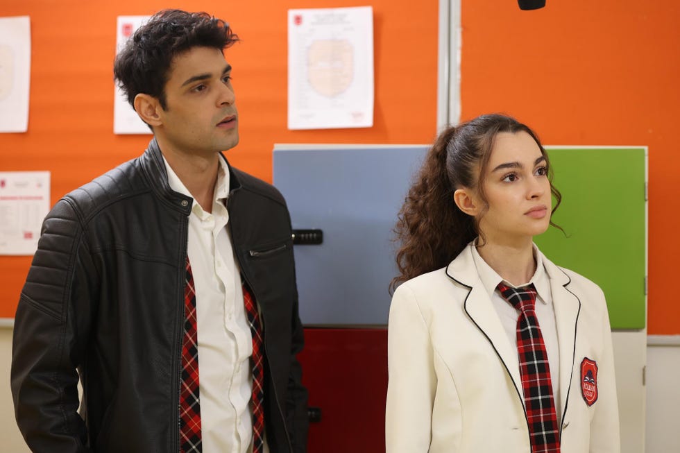 ayaz y asiye en hermanos