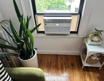 ge ge awgp08wwa 8,000 btu smart heat/cool electronic window air conditioner, perfect for medium size bedroom or living room up to 350sq.ft,remote control,easy install kit included, white