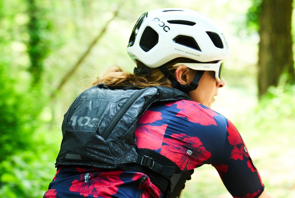 gravel accessories evoc hydro pro backpack worn by amy wolff