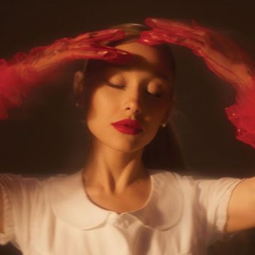 Flo Is Bringing Back Girl Group Style in the Coolest Way - Fashionista