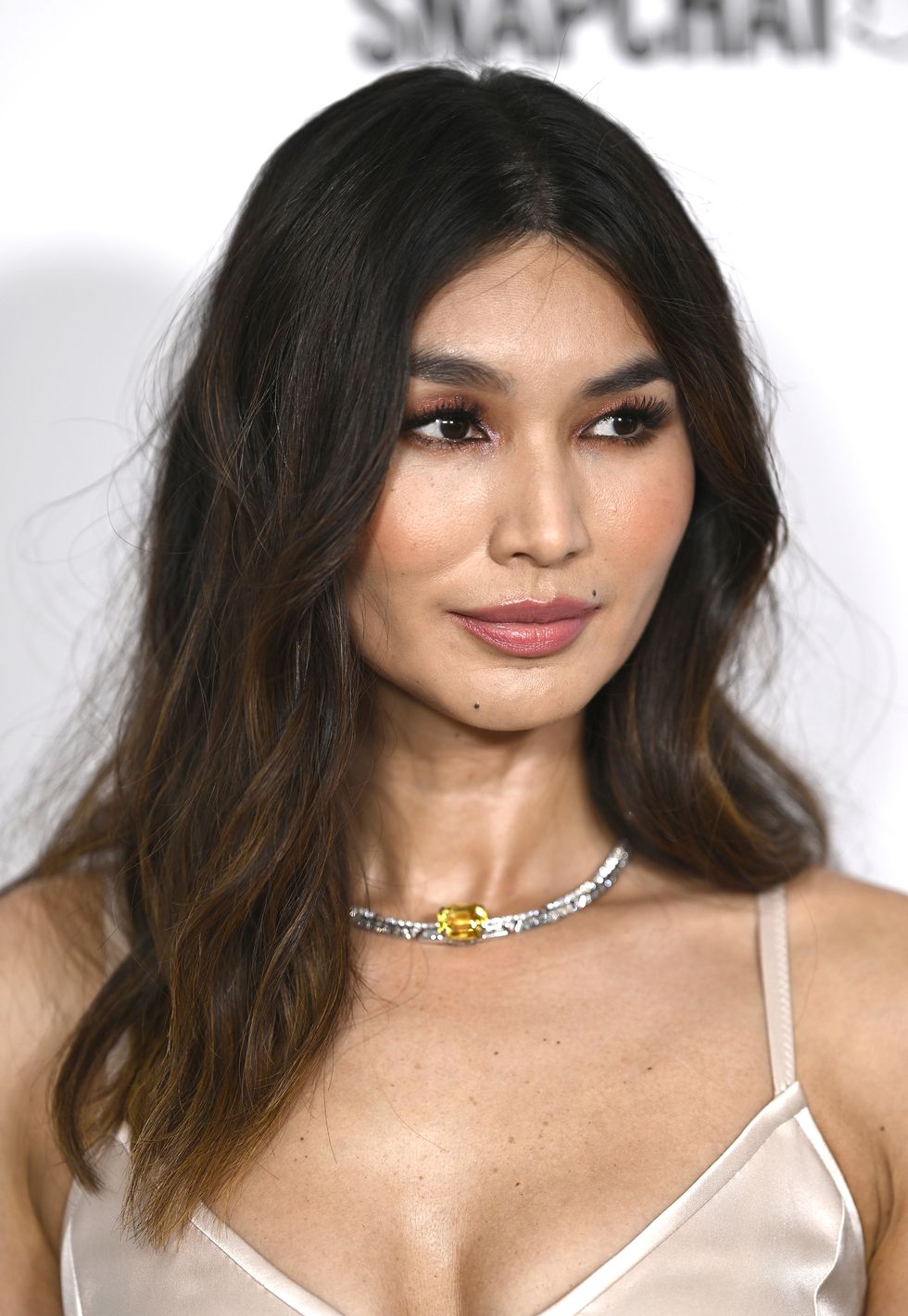 ELLE Style Awards: Gemma Chan's Sultry Peach Make-Up And Laidback Waves