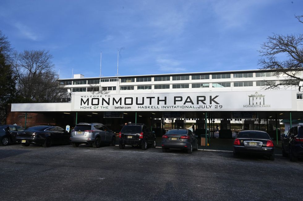 super bowl sunday at monmouth park sports book by william hill