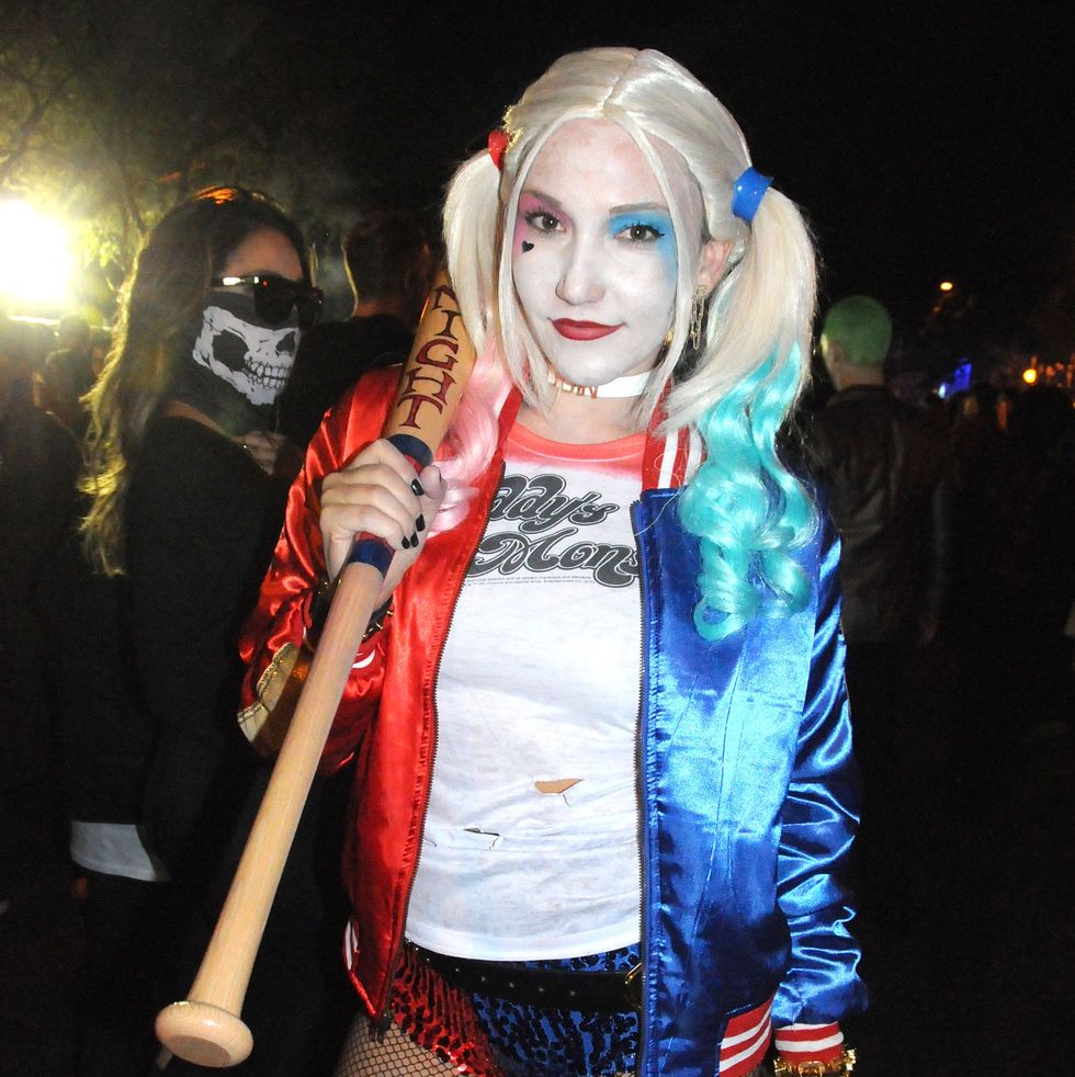 Margot Robbie  Harley quinn halloween, Harley quinn costume