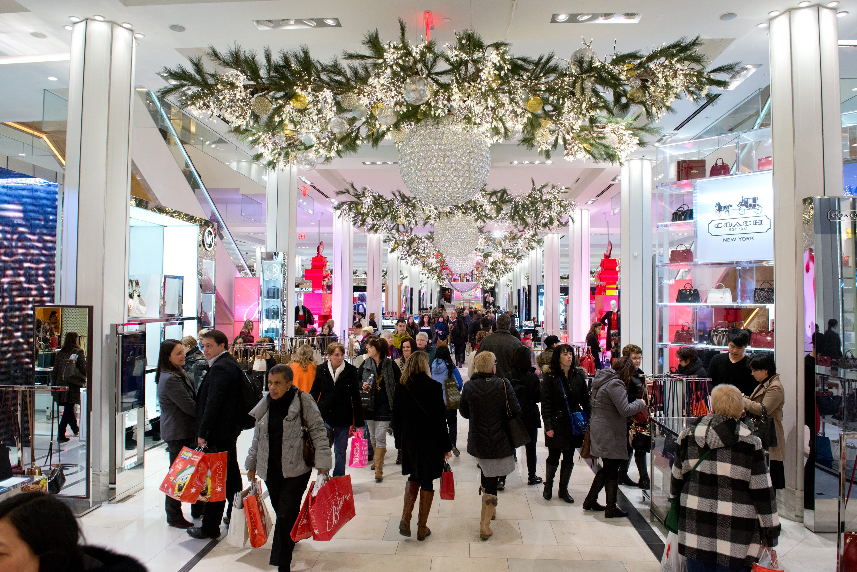 Is Michaels Open On Christmas Eve 24 Stores Open on Christmas Eve 2023 for Last-Minute Gifts