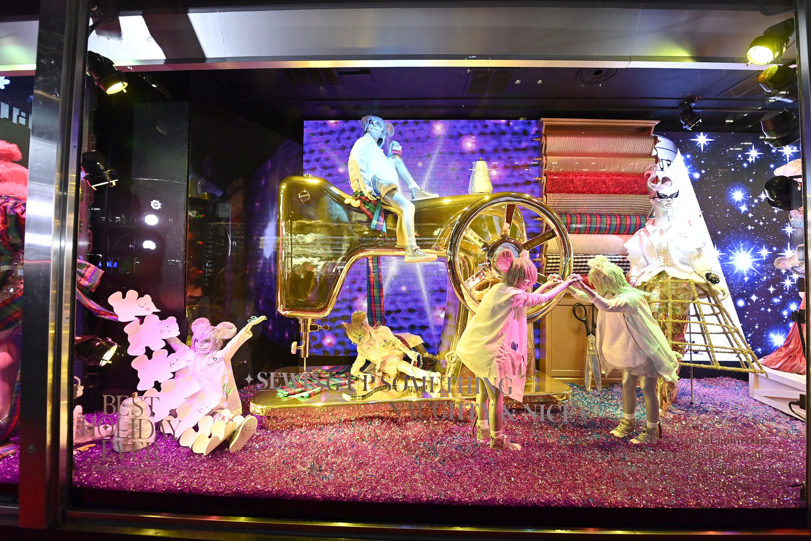 The Prettiest Holiday Window Displays in New York City This Year