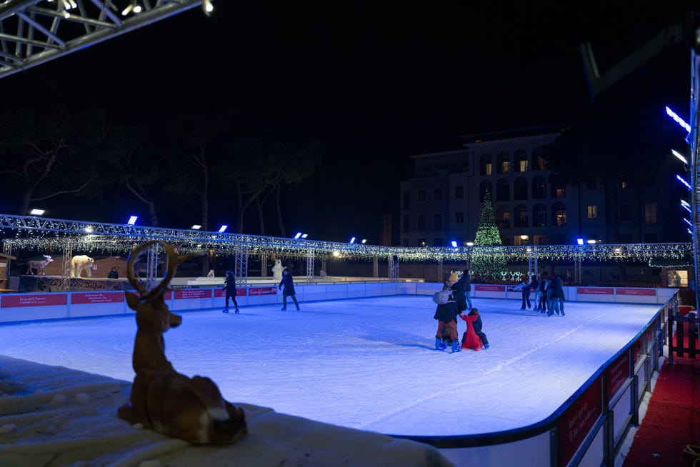 Piste pattinaggio su ghiaccio in Italia Esquire