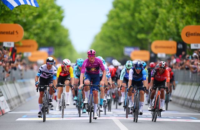 giro d italia menu cosa mangiano ciclisti
