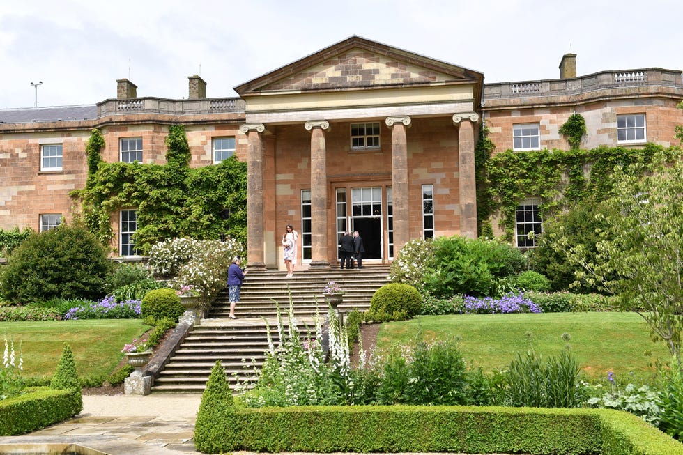 the duke and duchess of cambridge attend the secretary of state for northern ireland's garden party