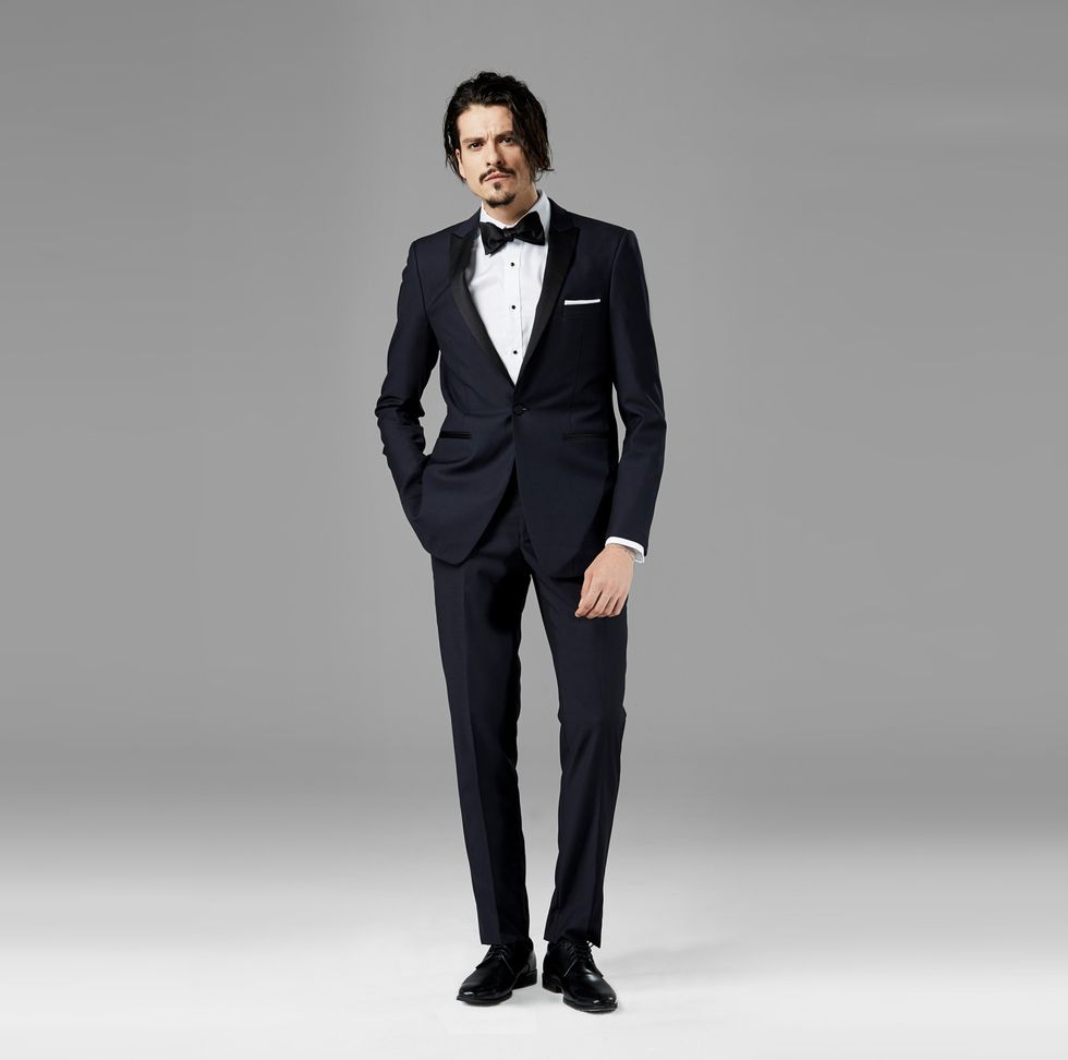 Hip Measurement for Tuxedo and Suit Rentals 