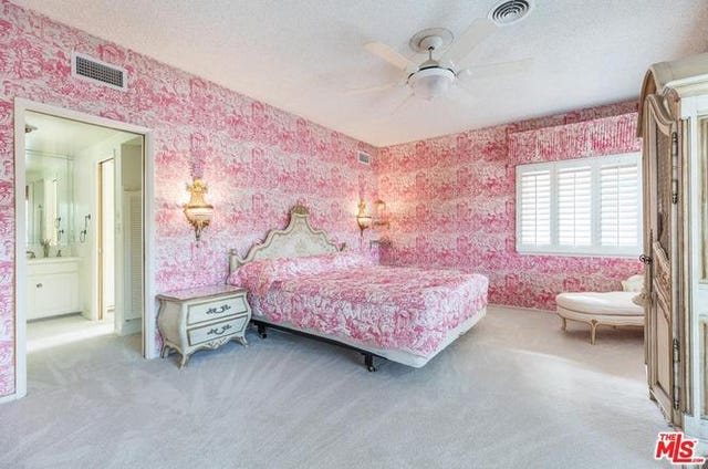 Bedroom, Room, Property, Furniture, Interior design, Bed, Pink, Bed sheet, Wall, Ceiling, 