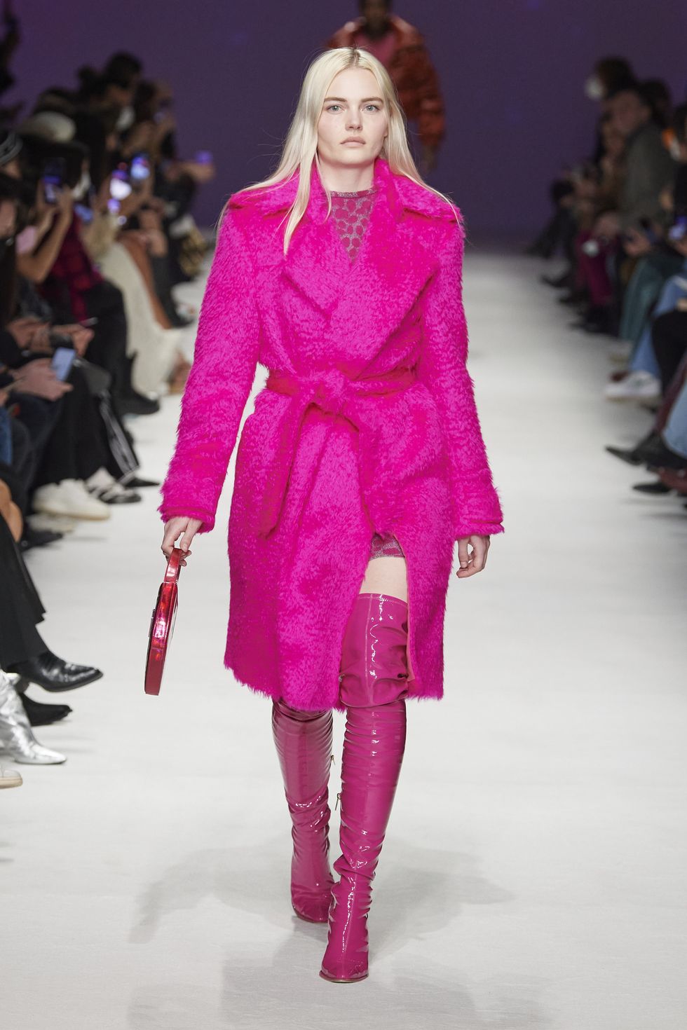 tendenza rosa colori moda autunno inverno 2022 2023