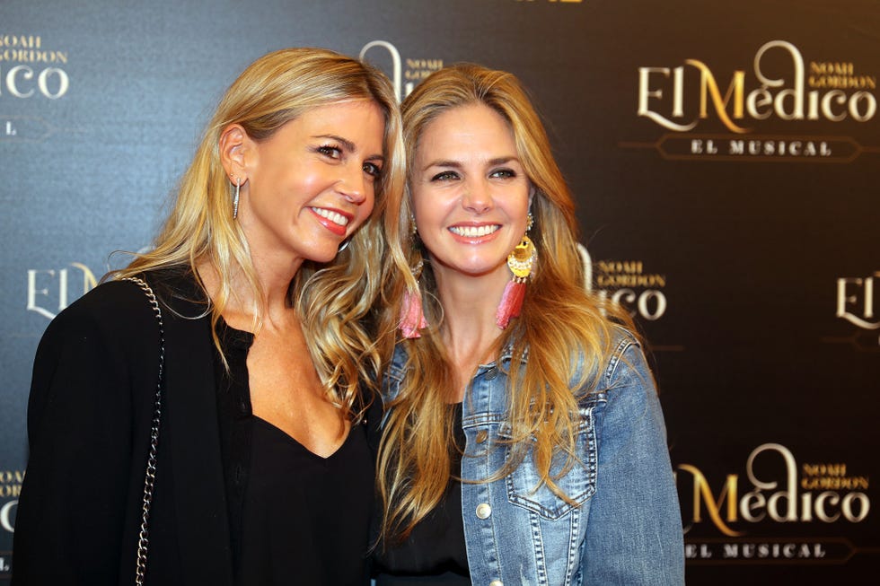 genoveva casanova y patricia cerezo en una foto juntas