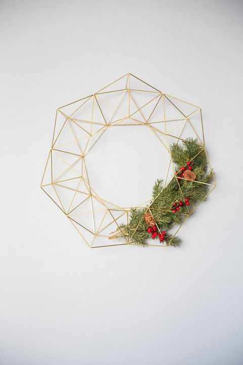 geometric christmas wreath