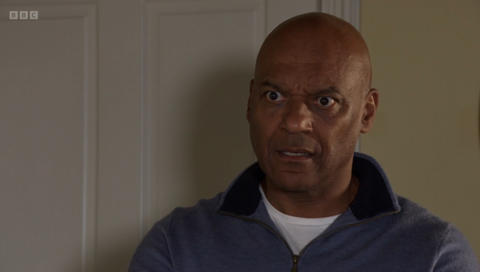 EastEnders Soap Scoop! Phil makes a huge decision