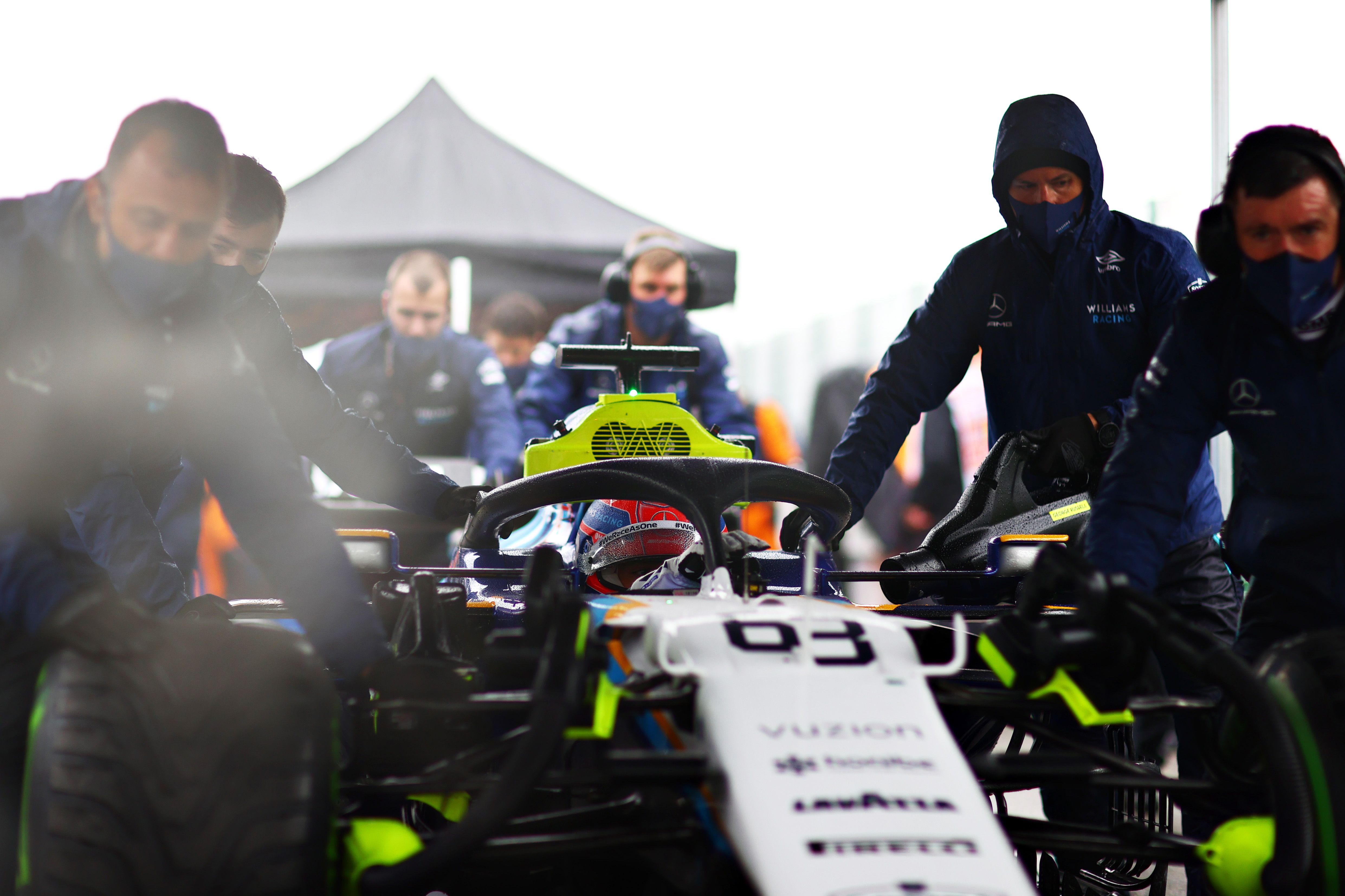 George Russell salutes Sir Frank Williams with iconic Top Gun quote on car  after ex-Williams F1 boss sadly died