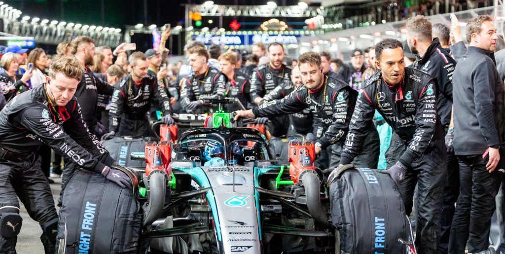 F1 Preview: Mercedes Turns to George Russell to Lead Team in Post-Hamilton Era
