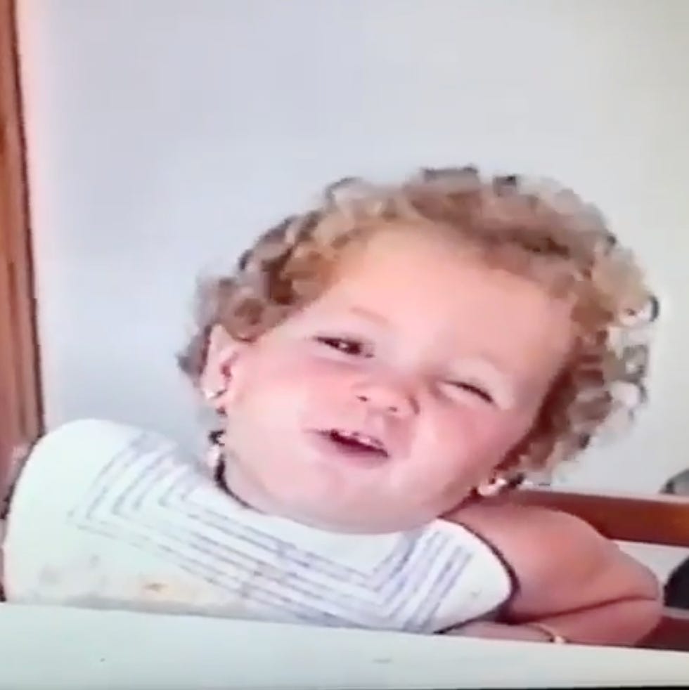 georgina amorós de pequeña
