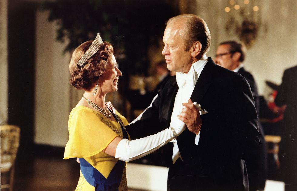 queen elizabeth and president gerald ford dancing during a white house state dinner in 1976 the queen s visit was part of the celebration of the bicentennial of the american revolution