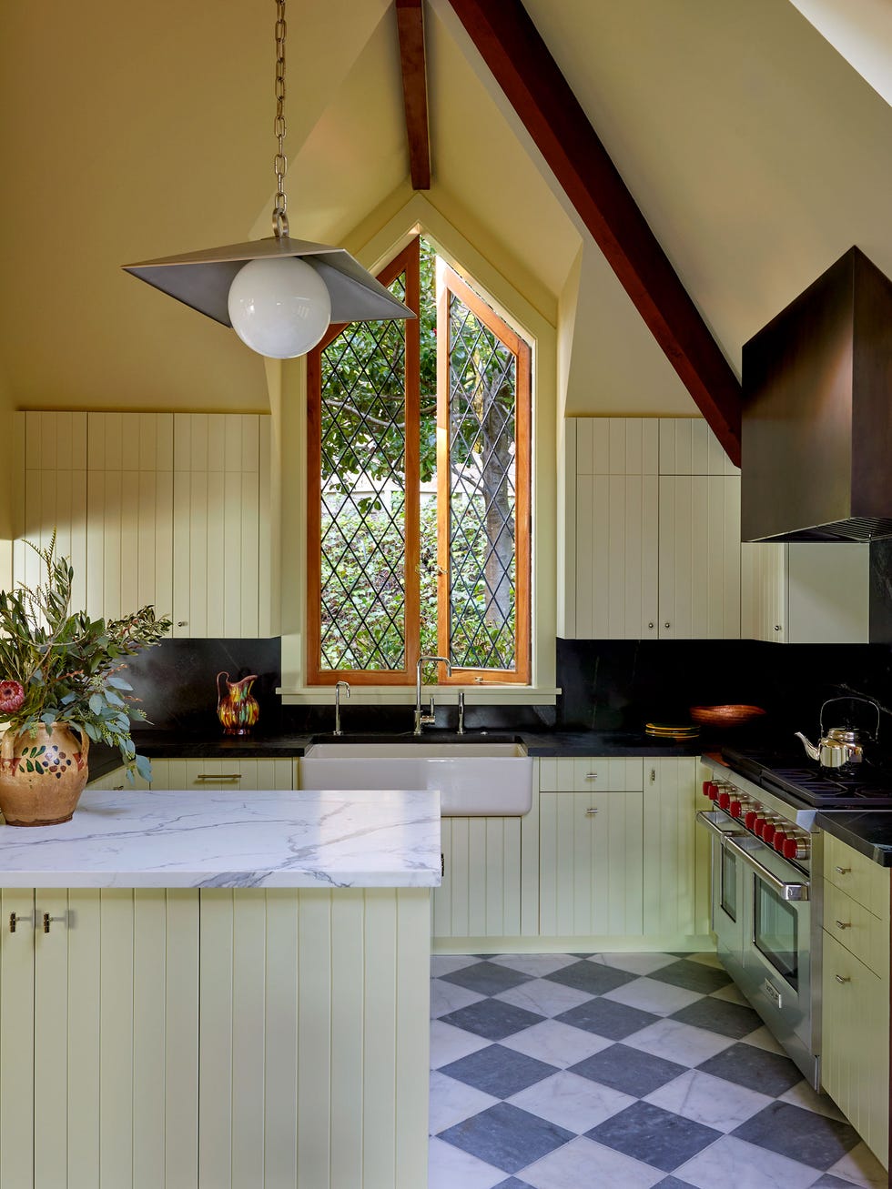 A Neglected Bay Area Home Finally Gets Its Moment in the Sun