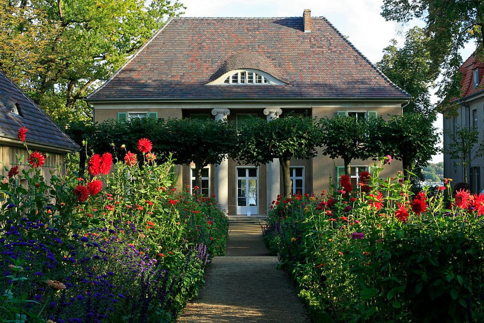 the villa and the garden of the painter max liebermann