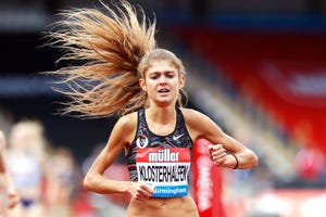 konstanze klosterhalfen corre los 5000 metros en la liga de diamante de birmingham