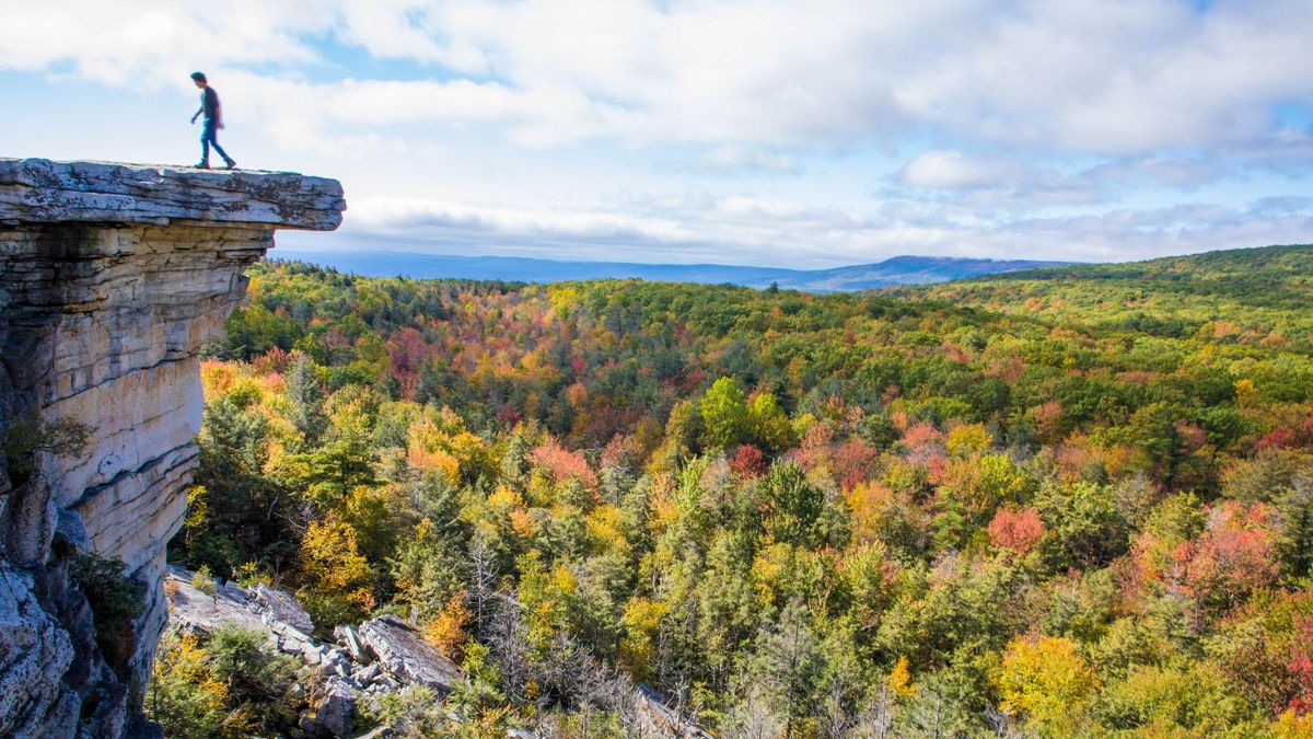 preview for 6 Great National Parks for Fall Hiking