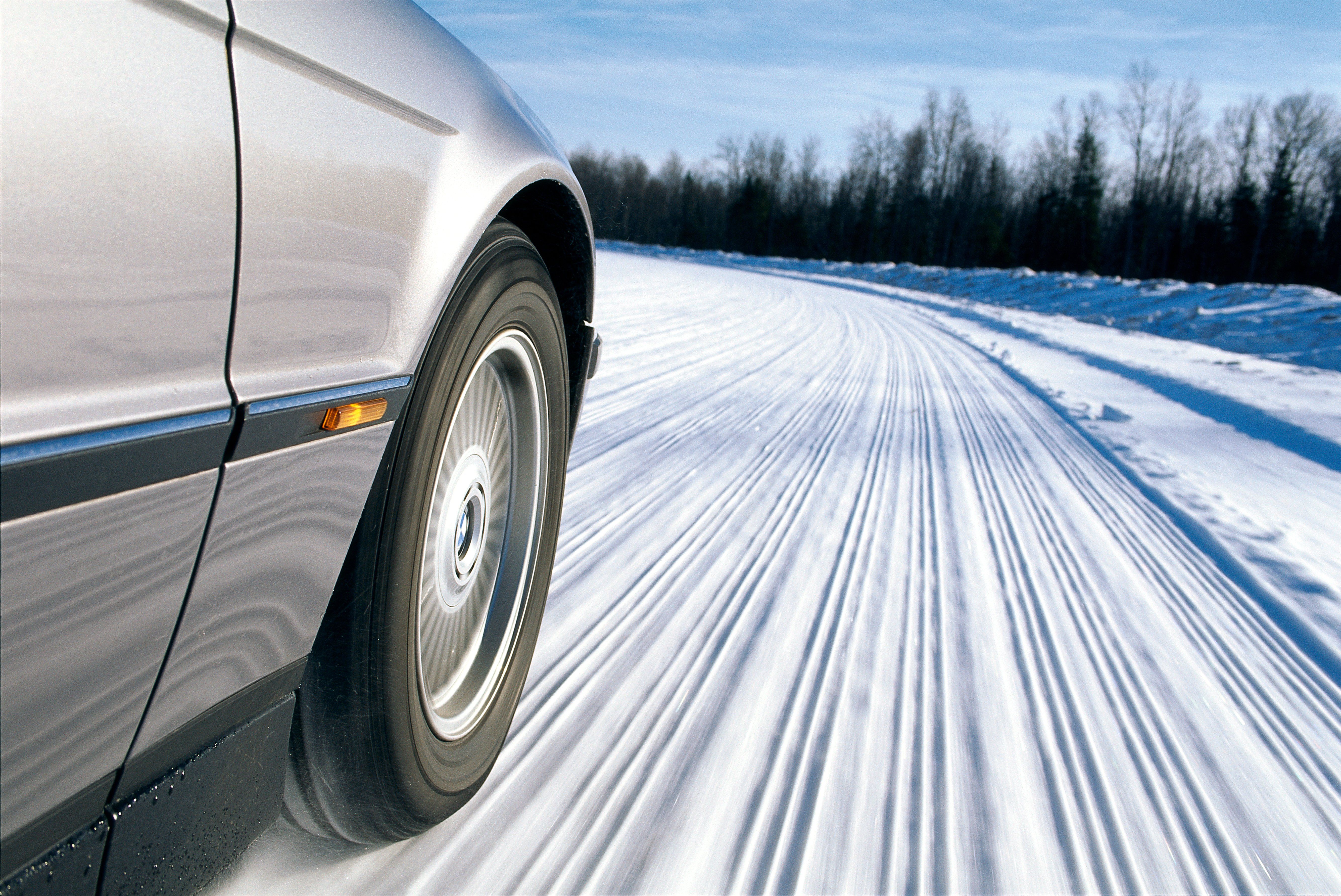 How To Drive In Snow Safely 9 Expert Tips